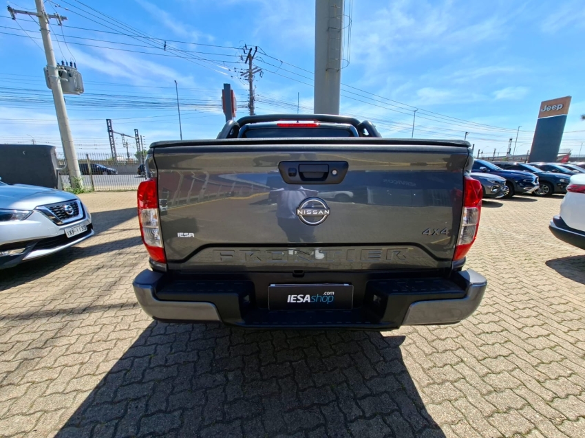 nissan frontier 2.3 16v turbo diesel attack cd 4x4 automatico 4p 2024