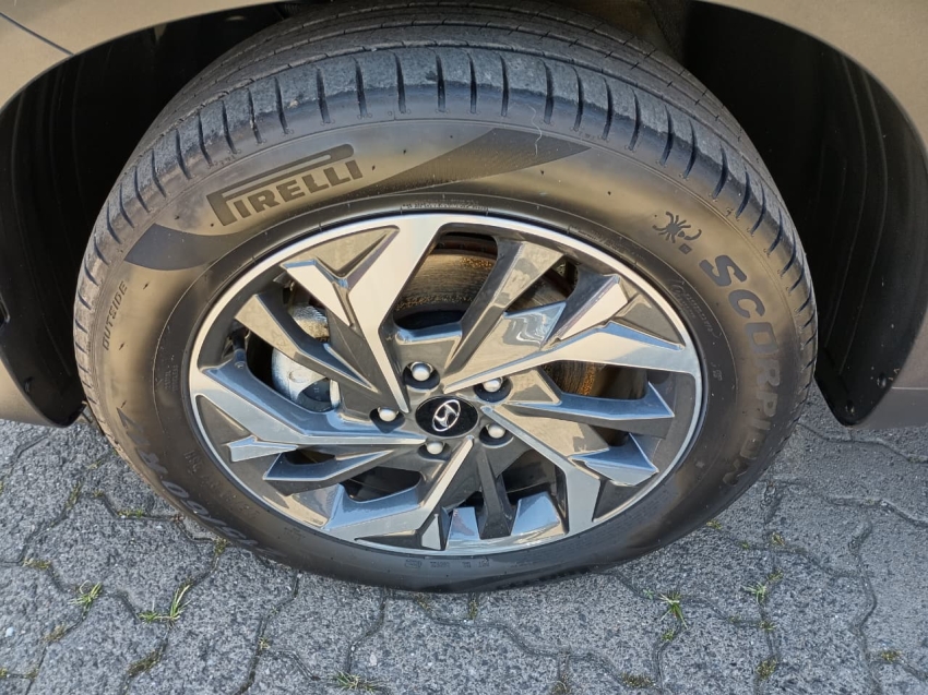 Hyundai Creta     2025