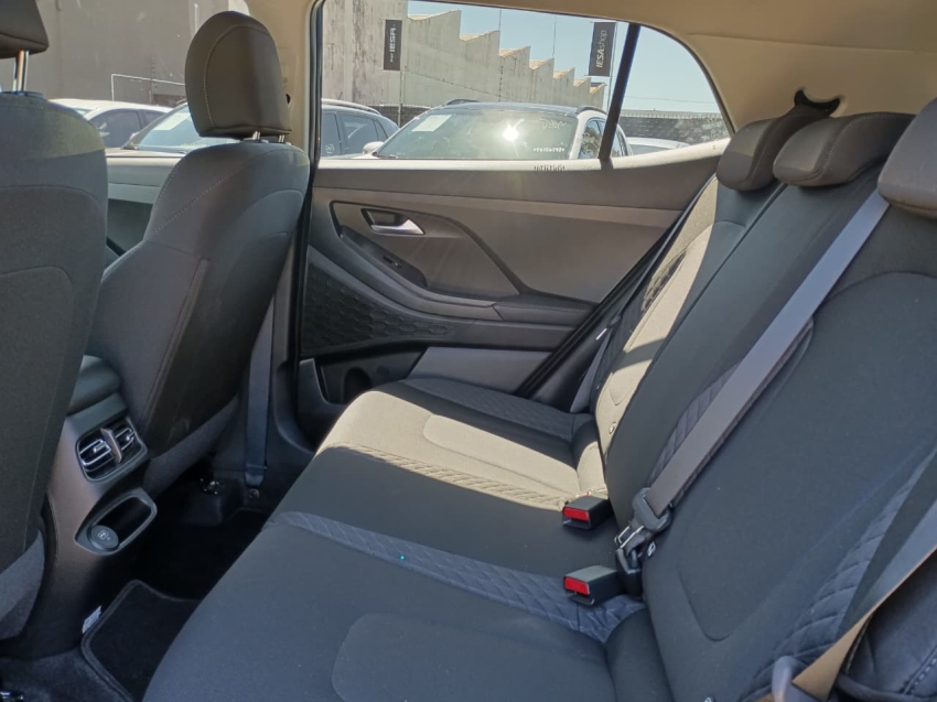 Hyundai Creta     2025