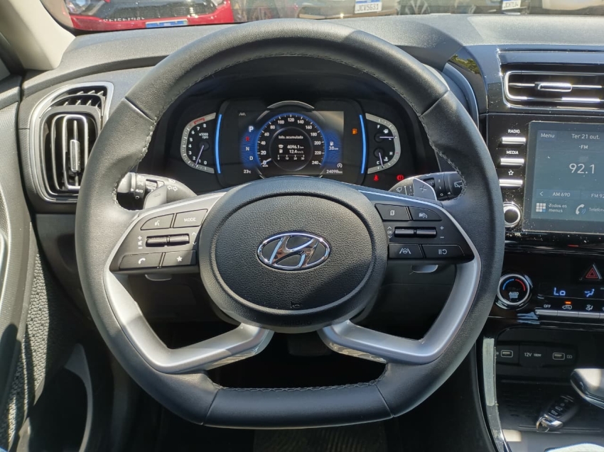 Hyundai Creta     2025