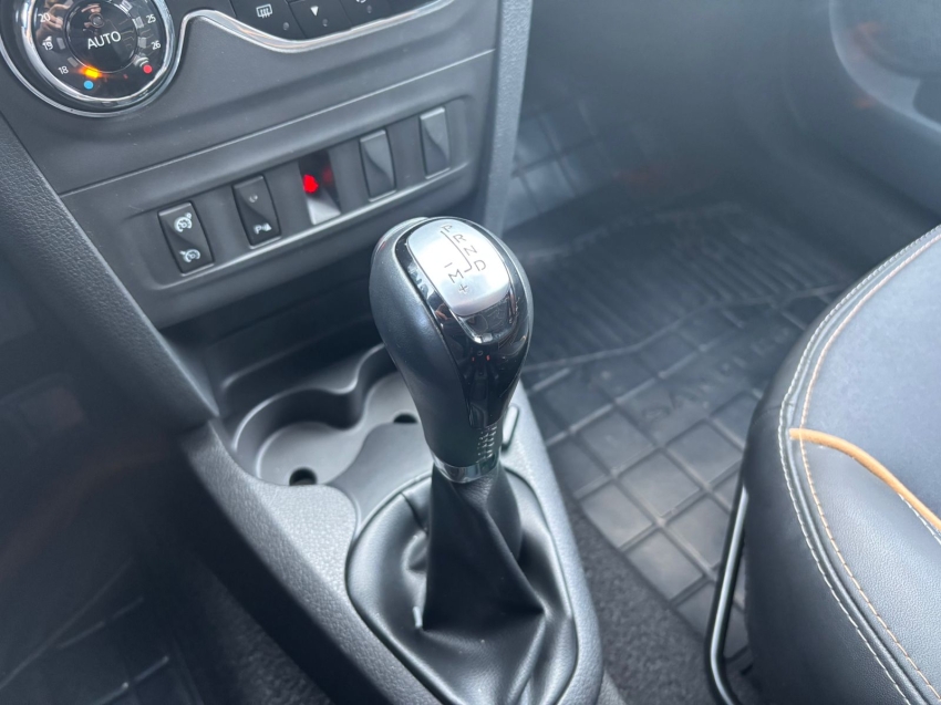 renault stepway 1.6 16v sce flex iconic x-tronic 4p automatico 202012