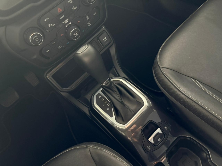 jeep renegade 1.3 t270 turbo flex longitude at6 5p automatico 202311