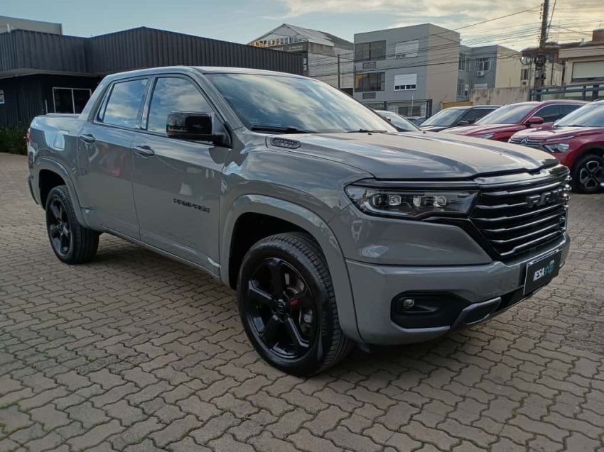 ram rampage 2.0 hurricane 4 turbo gasolina r/t 4x4 automatico 1.9 4p 20241