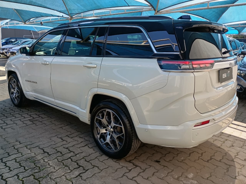 jeep commander 1.3 t270 turbo flex overland at6 1.9 4p automatico 2025