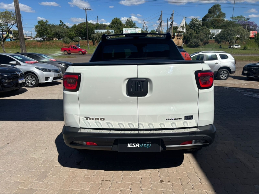 fiat toro 1.3 turbo 270 flex freedom at6 4p automatico 20255