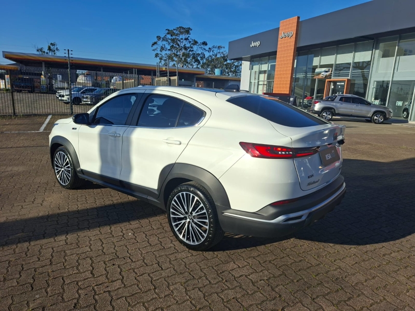 Fiat Fastback     2024