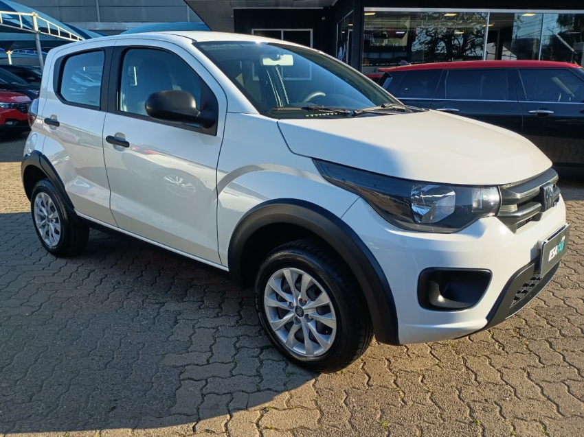 Fiat Mobi     2023