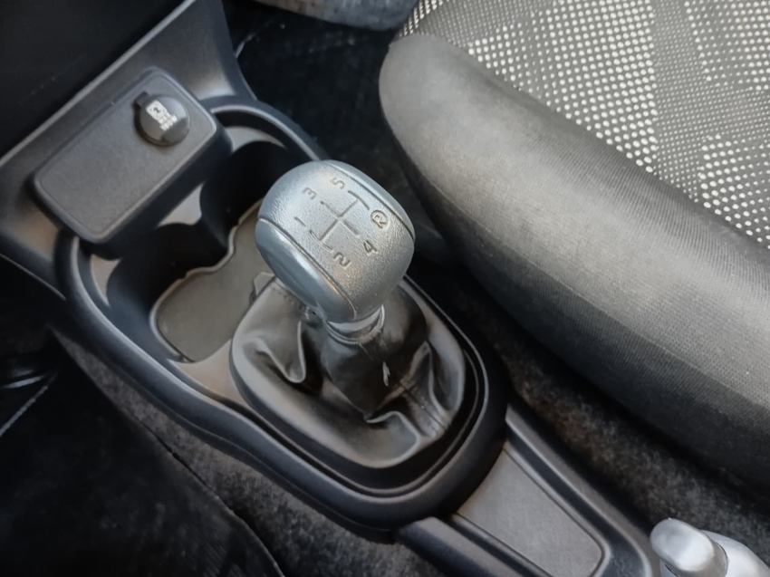 Fiat Mobi     2023