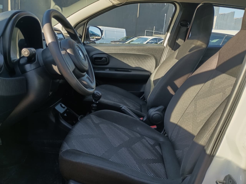 Fiat Mobi     2023