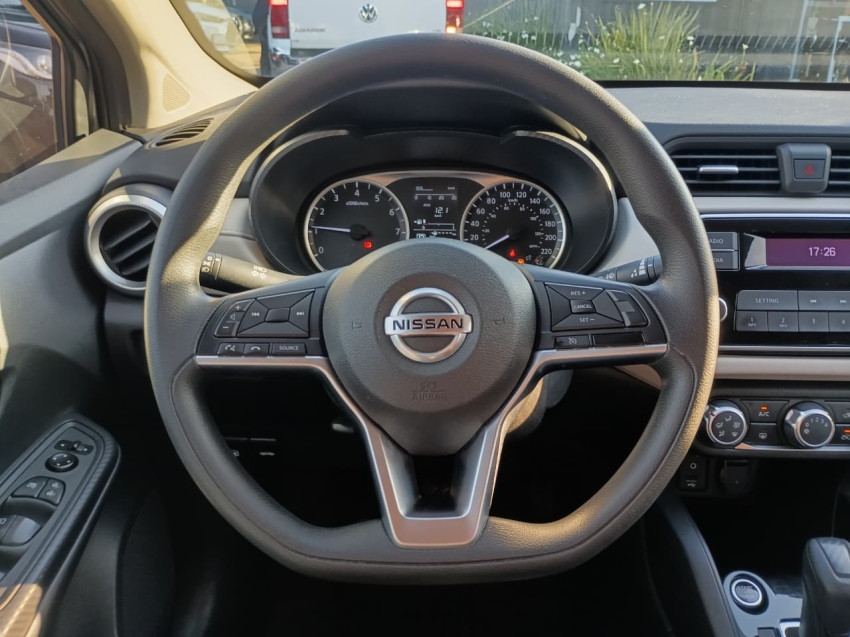 Nissan Versa     2022