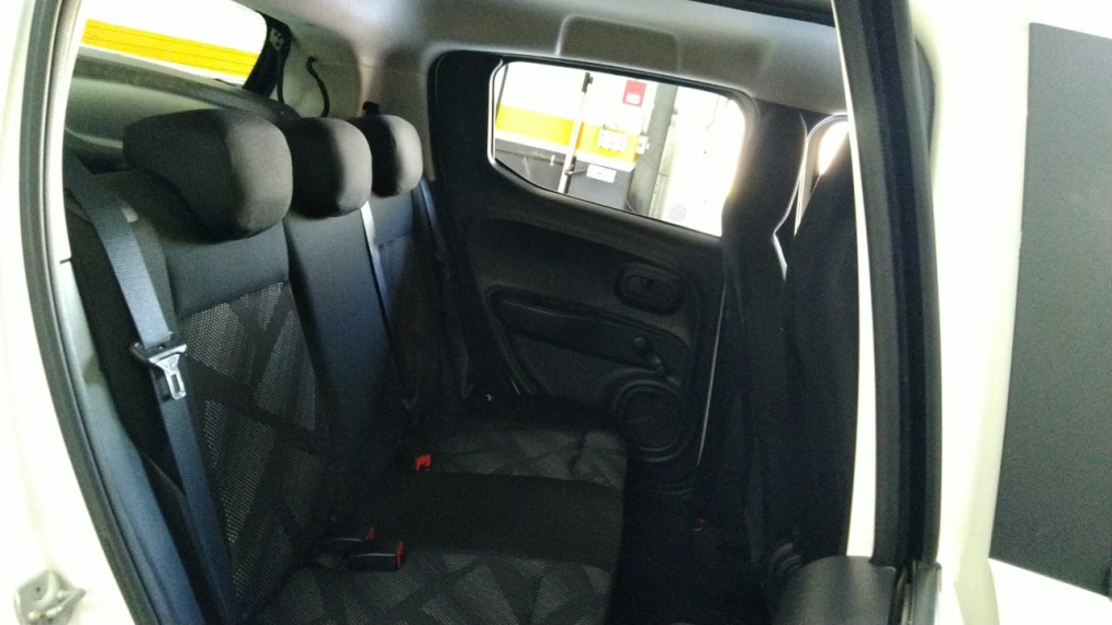 fiat mobi 1.0 evo flex like. manual 9.9 4p 20247