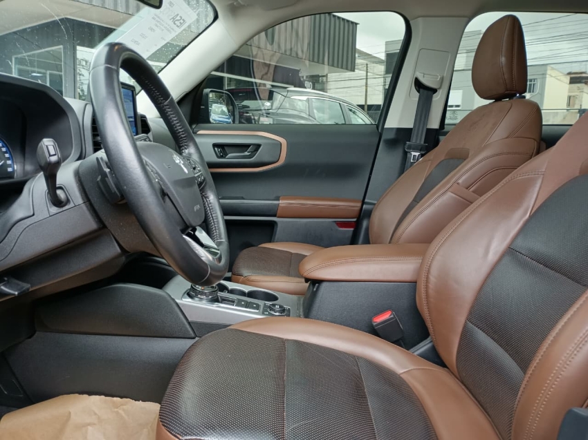 Ford Bronco     2021