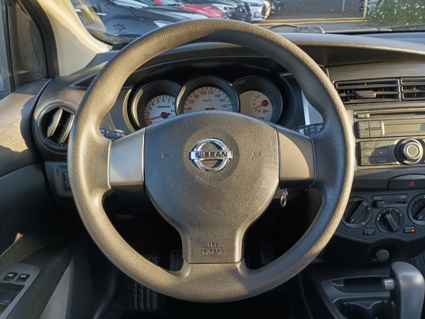 nissan livina 1.8 s 16v flex 4p automatico manual 20146 nissan livina 1.8 s 16v flex 4p automatico manual 20146