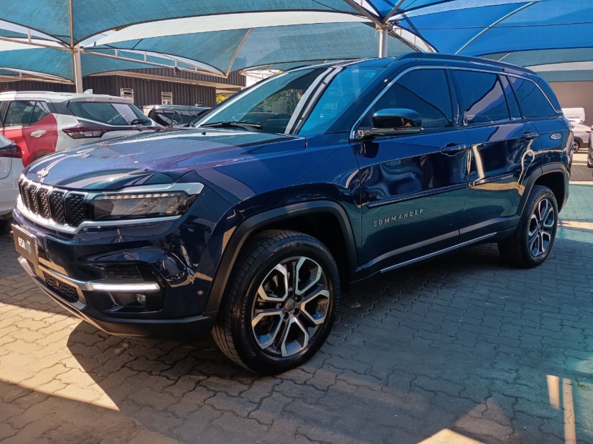 jeep commander 2.0 td380 turbo diesel limited at9 1.9 4p automatico 20232