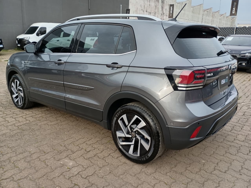 volkswagen t-cross 1.4 250 tsi total flex highline automatico 1.3 4p 2025