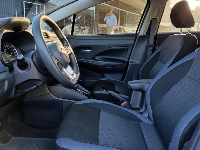 nissan versa 1.6 16v flex advance xtronic 5p automatico 2025
