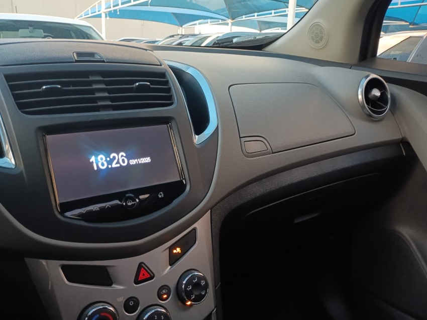 chevrolet tracker 1.8 mpfi ltz 4x2 16v flex 4p automatico 201613