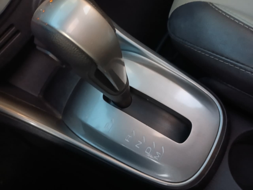 chevrolet tracker 1.8 mpfi ltz 4x2 16v flex 4p automatico 201612