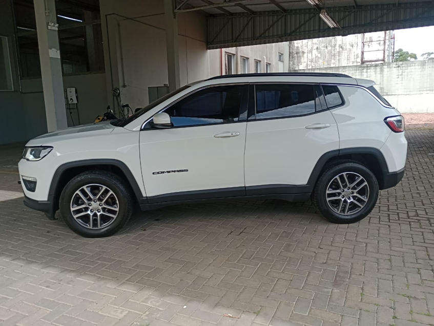 jeep compass 2.0 16v flex sport automatico 1.3 4p 20217