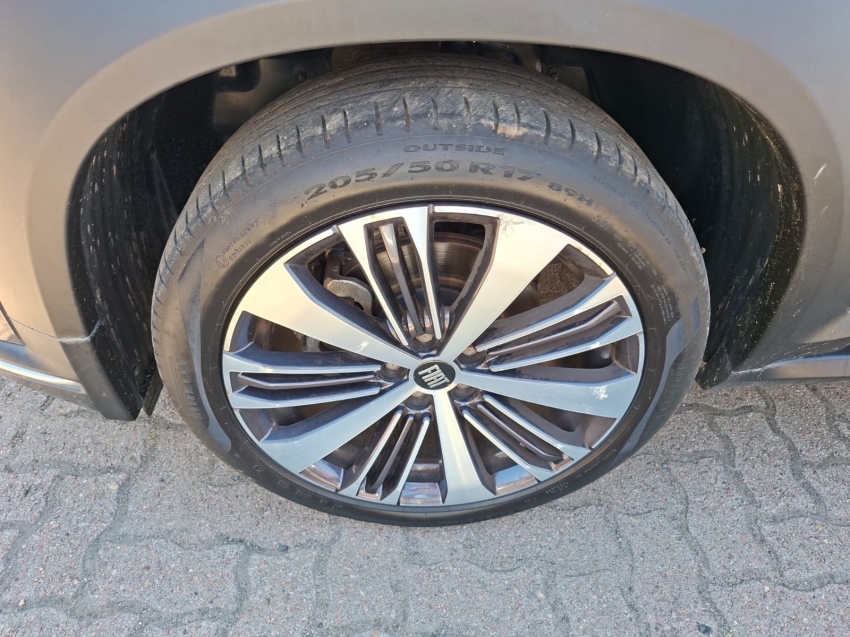 fiat fastback 1.0 turbo 200 flex audace cvt 9.9 4p automatico 202311