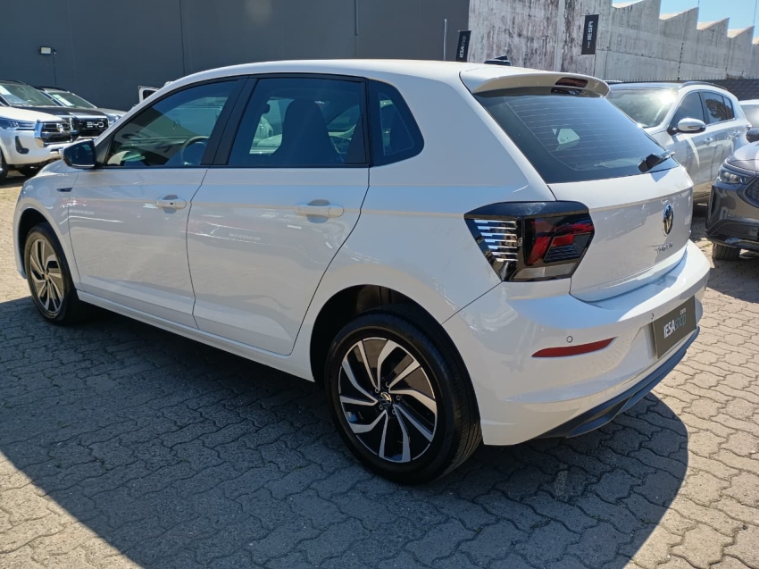 volkswagen polo 1.0 170 tsi highline automatico 9.9 flex 4p 2025