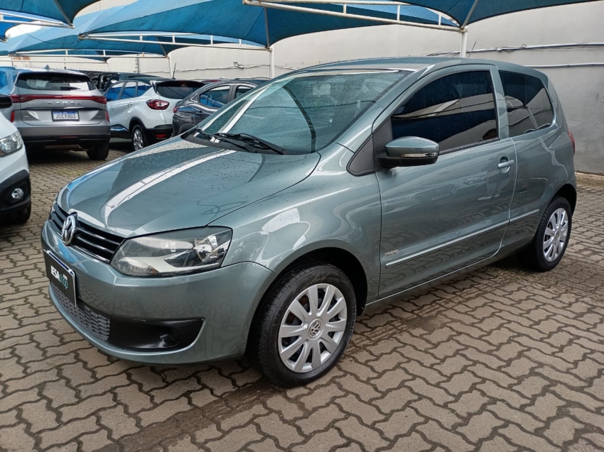 volkswagen fox 1.0 mi trend 8v flex 2p manual 3p 2010