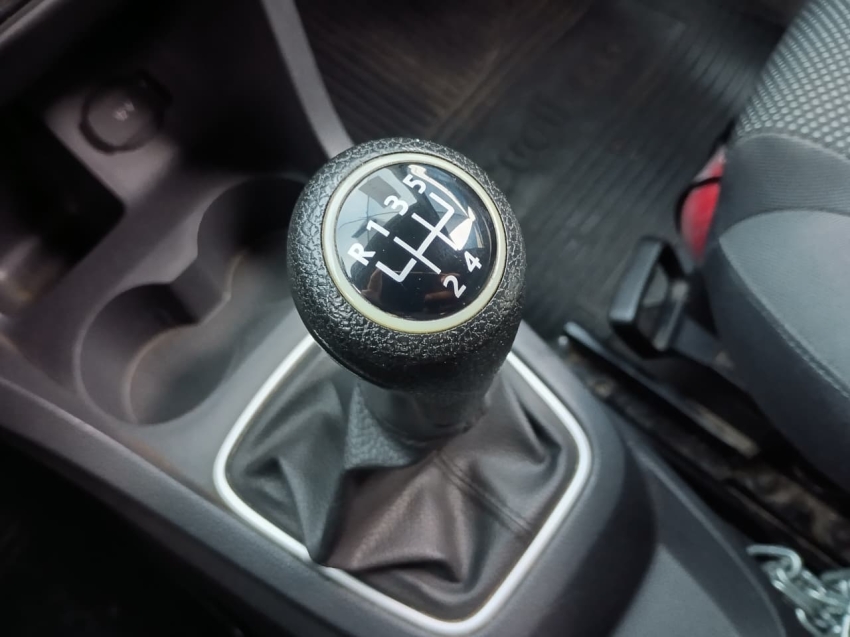 volkswagen fox 1.0 mi trend 8v flex 2p manual 3p 201012