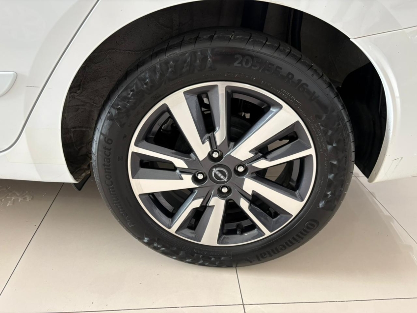 nissan versa 1.6 16v flex advance xtronic 4p automatico 202413