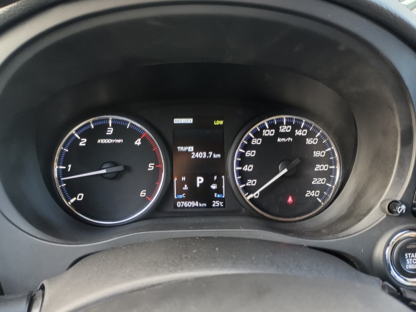 mitsubishi outlander 2.2 mivec di-d diesel hpe-s awd automatico 4p 201911