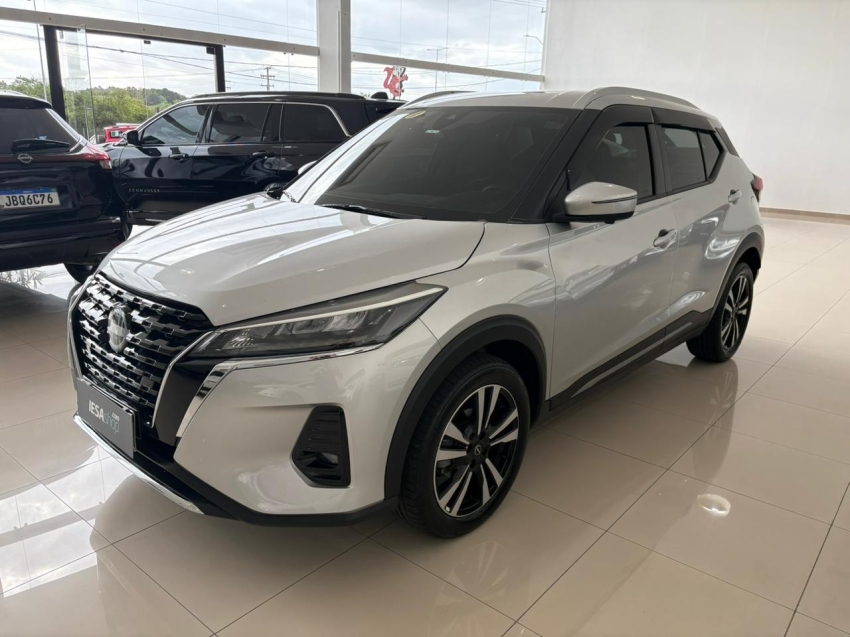nissan kicks 1.6 16v flexstart exclusive xtronic flex 4p automatico 2024