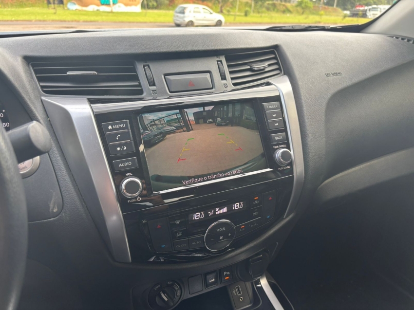 nissan frontier 2.3 16v turbo diesel xe cd 4x4 automatico 4p 202410