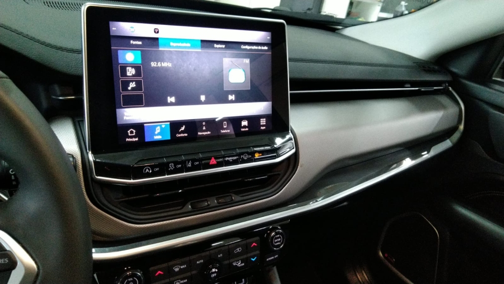 Jeep Compass     2025