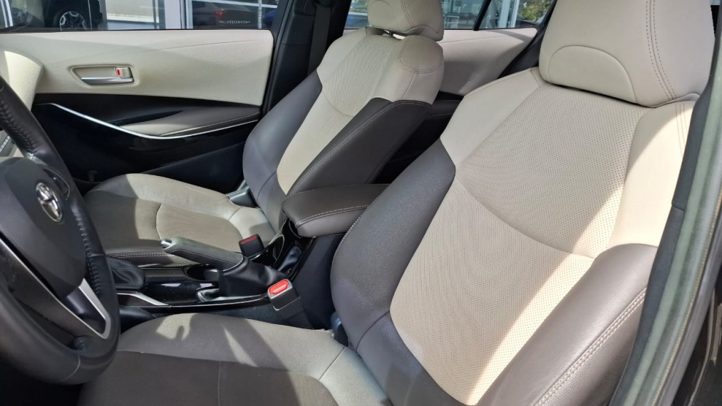 Toyota Corolla     2022