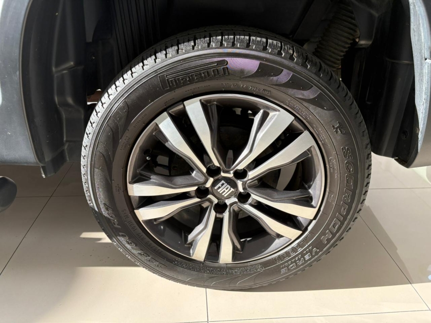 fiat toro 1.3 turbo 270 flex freedom at6 4p automatico 202414