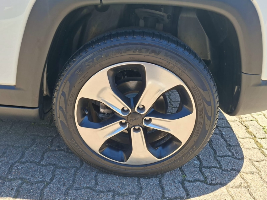 jeep compass 2.0 16v flex longitude automatico 4p 201813