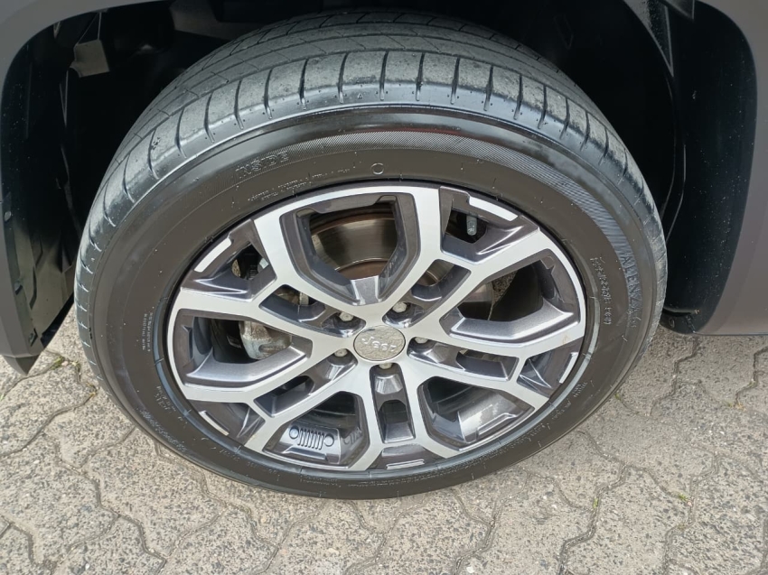 jeep renegade 1.3 t270 turbo flex longitude at6 5p automatico 202215