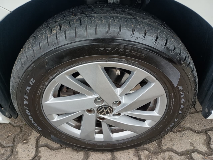 volkswagen polo 1.0 170 tsi comfortline automatico flex 4p 202415