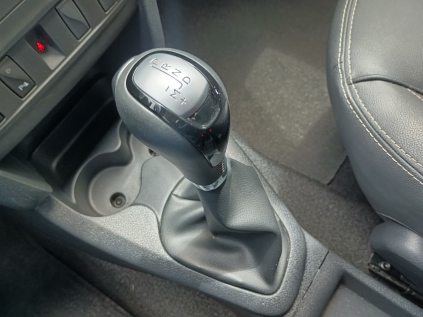 renault stepway 1.6 16v sce flex iconic x-tronic 4p automatico 202313