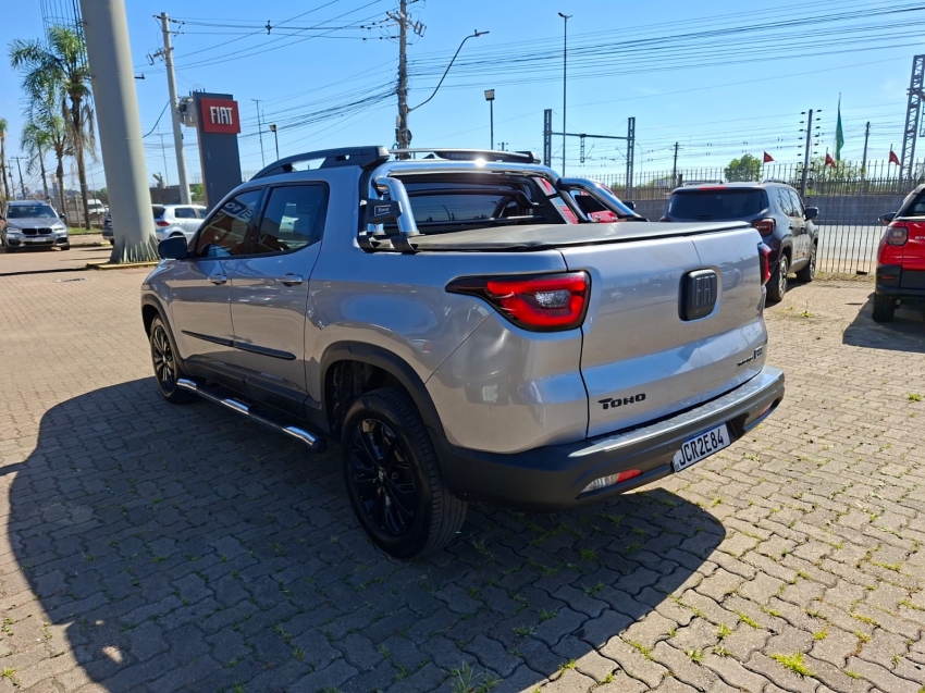 fiat toro 1.3 turbo 270 flex volcano at6 4p automatico 20243