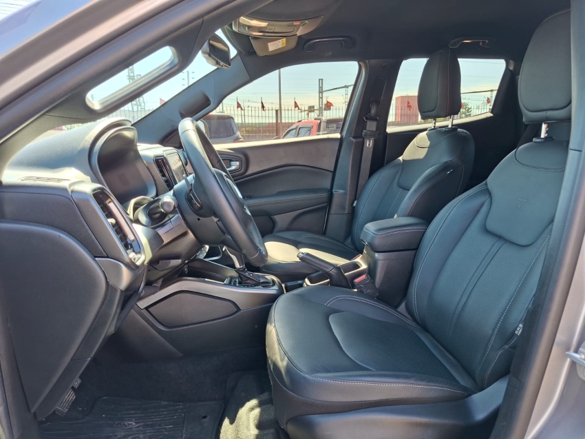 fiat toro 1.3 turbo 270 flex volcano at6 4p automatico 202410