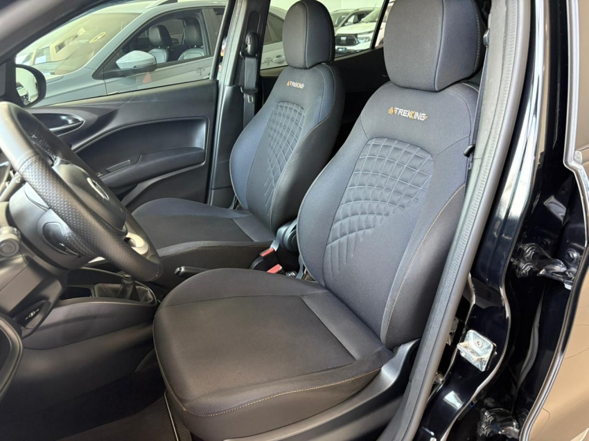 fiat argo 1.3 firefly flex trekking manual 4p 202011