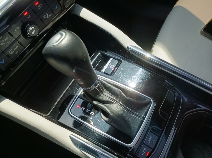 jeep commander 1.3 t270 turbo flex overland at6 4p automatico 202312