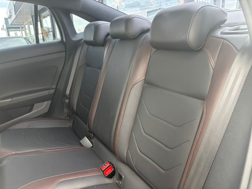 volkswagen virtus 1.0 200 tsi highline automatico flex 5p 202412