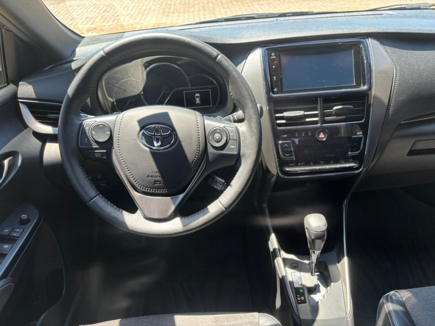 toyota yaris 1.5 16v flex xs multidrive 5p automatico 20248