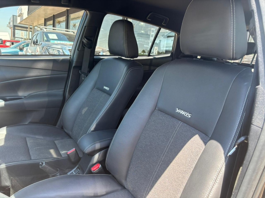 toyota yaris 1.5 16v flex xs multidrive 5p automatico 202414