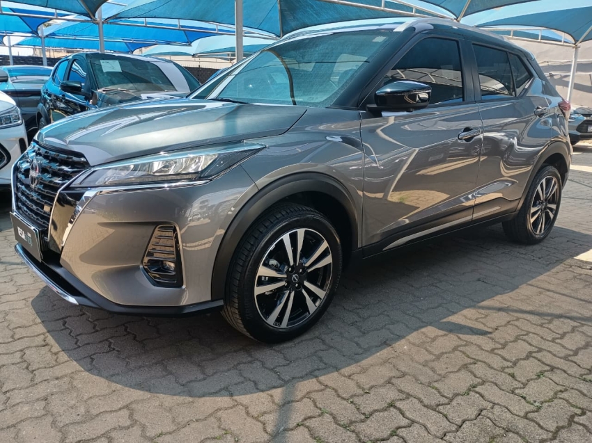 nissan kicks 1.6 16v flexstart exclusive xtronic flex 4p automatico 2023