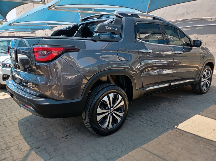 fiat toro 1.3 turbo 270 flex volcano at6 4p automatico 20224