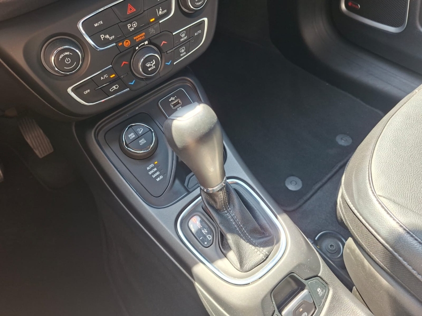 jeep compass 2.0 16v diesel s 4x4 automatico 4p 202013