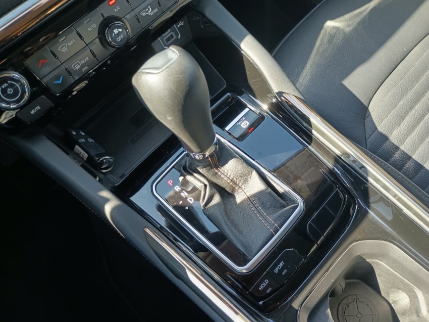 commander 1.3 t270 turbo flex limited at612