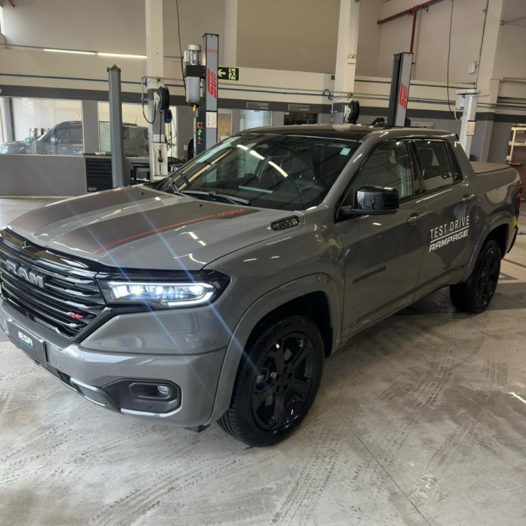 ram rampage 2.0 hurricane 4 turbo gasolina r/t 4x4 automatico 4p 2025